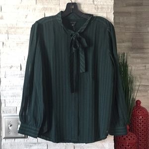 Ann Taylor Green Top Size S NWT
